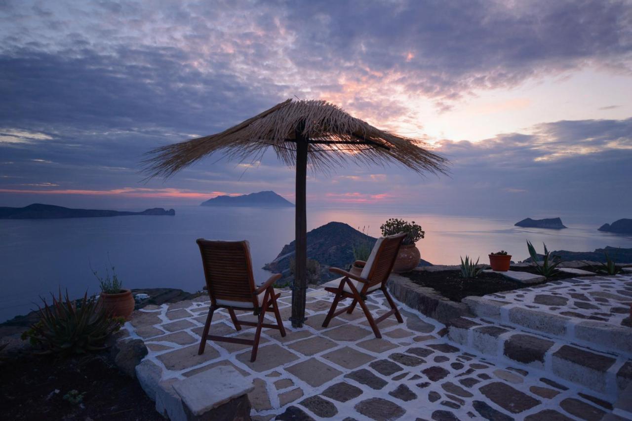 Castrum Traditional Sunset Suites Plaka  Exterior foto