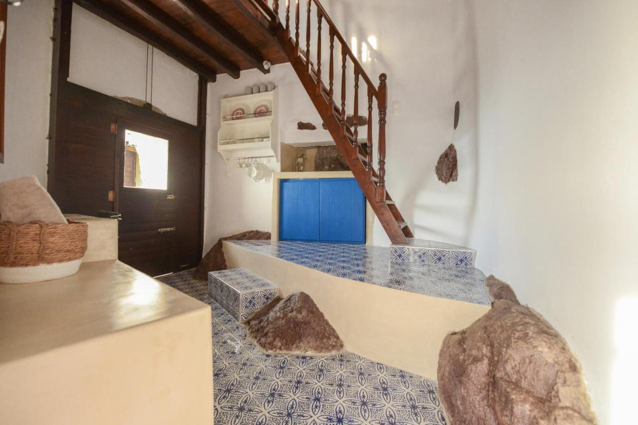 Castrum Traditional Sunset Suites Plaka  Exterior foto