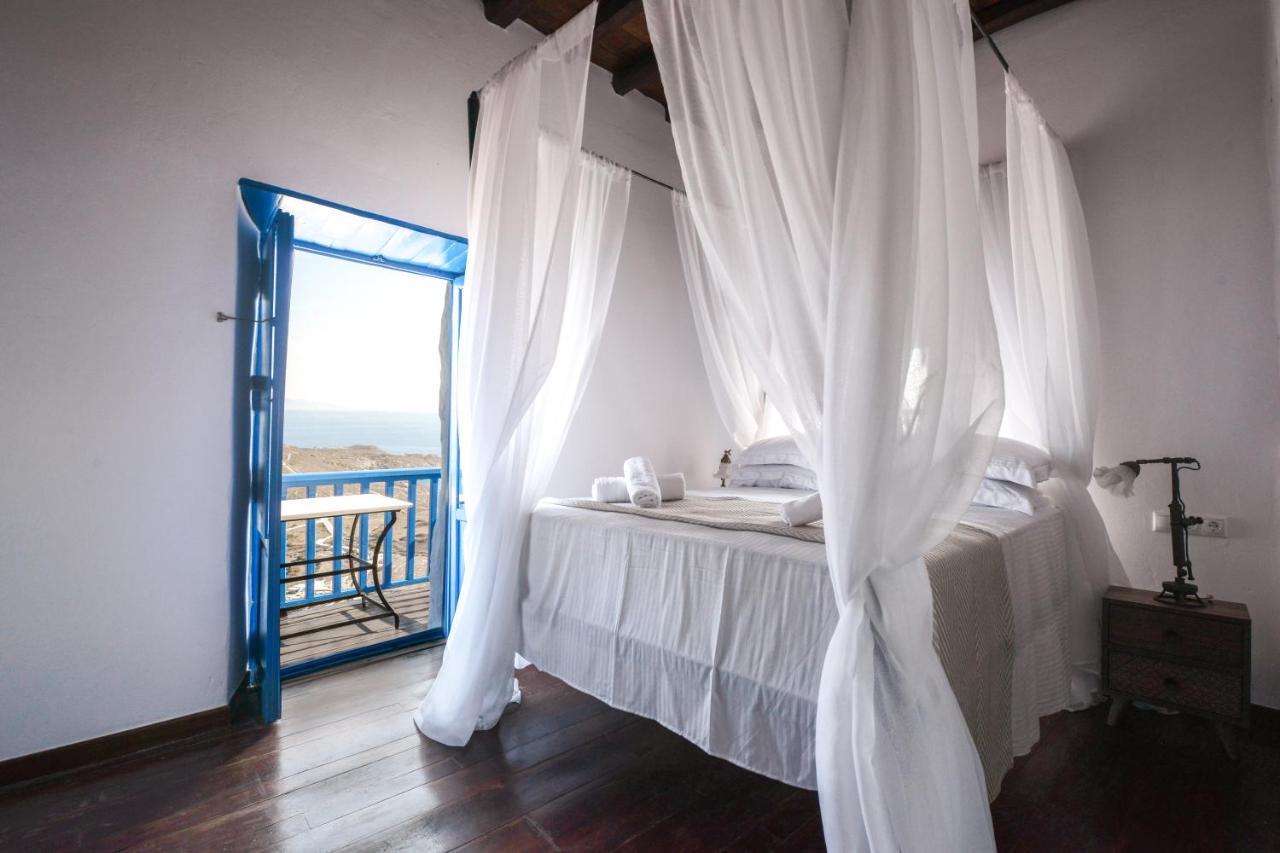 Castrum Traditional Sunset Suites Plaka  Exterior foto